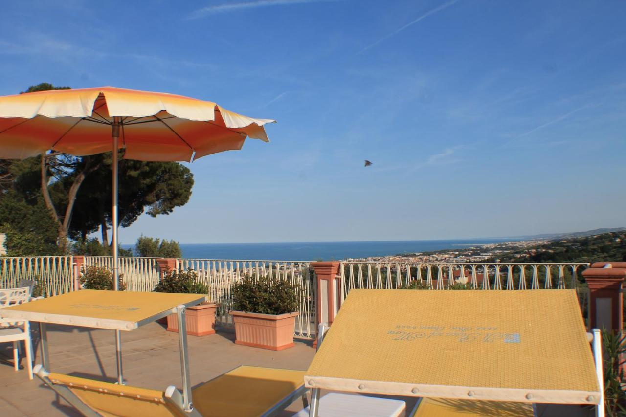 Il Parco Sul Mare Resort & Spa Tortoreto Exterior foto
